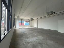 Hh @ Kallang (D13), Factory #560604531